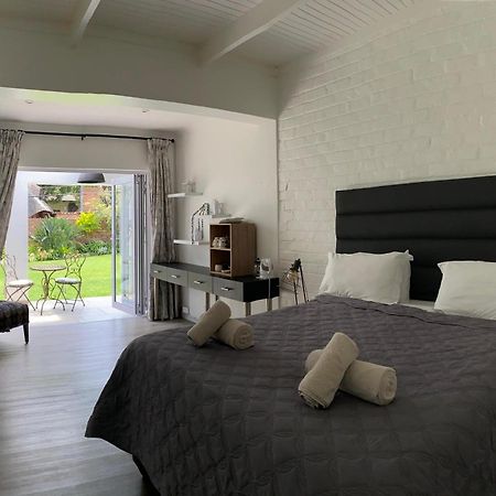 Kelkiewyn Waterkloof Guesthouse Pretoria-Noord Exteriör bild