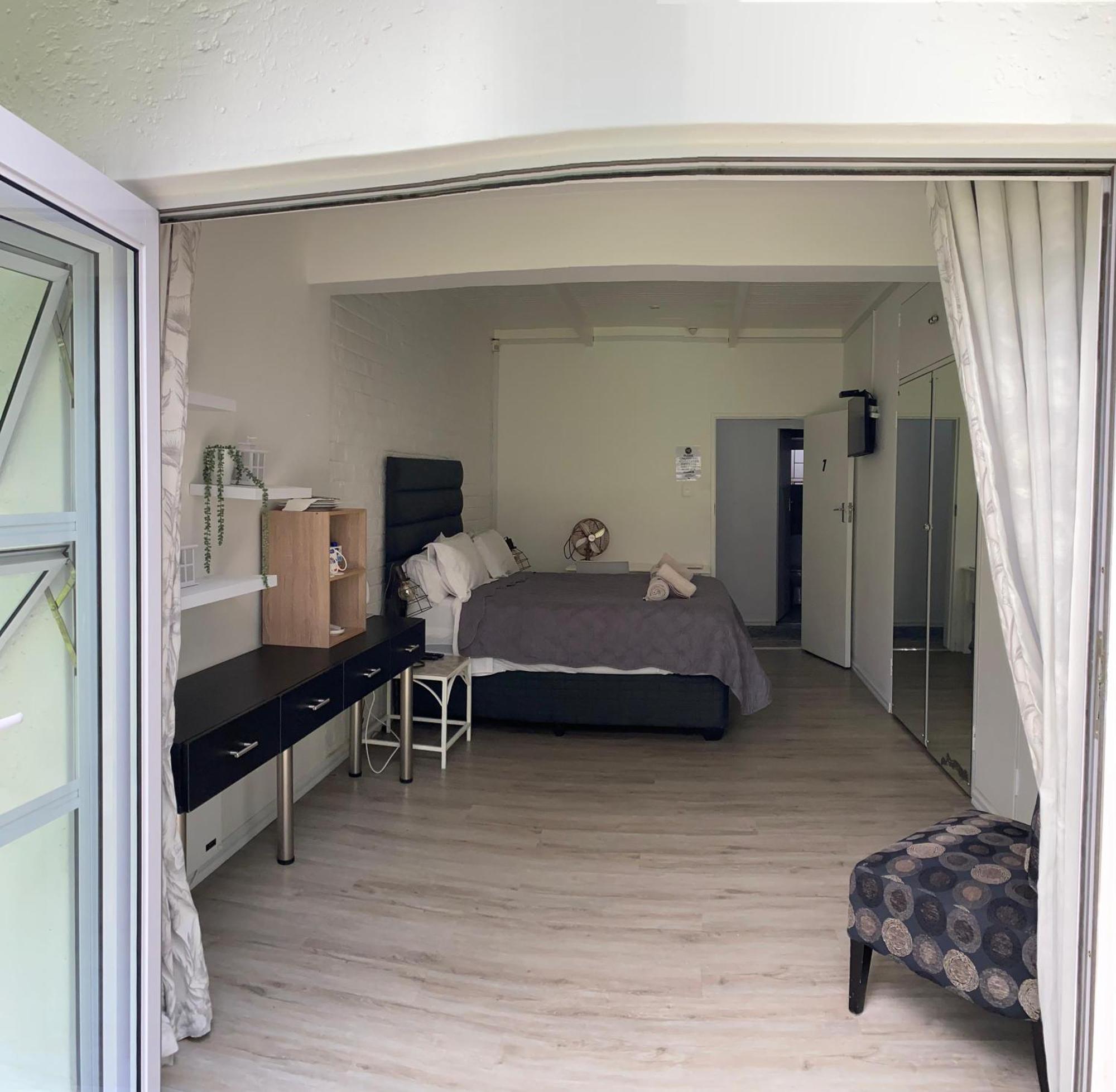 Kelkiewyn Waterkloof Guesthouse Pretoria-Noord Exteriör bild